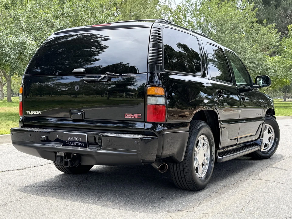 2006 GMC Yukon 2nd Gen - Image 11 of 31