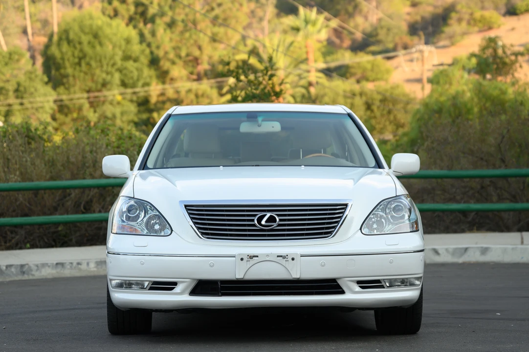 2006 Lexus LS 3rd Gen - Image 7 of 31