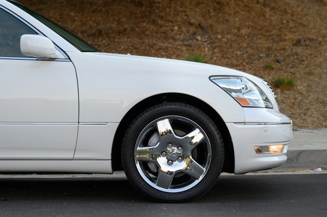 2006 Lexus LS 3rd Gen - Image 30 of 31