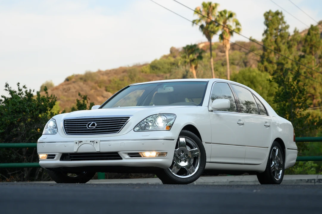 2006 Lexus LS 3rd Gen - Image 4 of 31