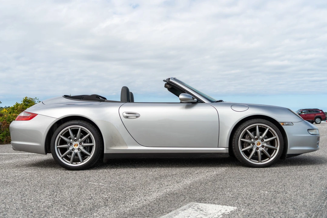 2006 Porsche 997 Carrera 4 - Image 5 of 31
