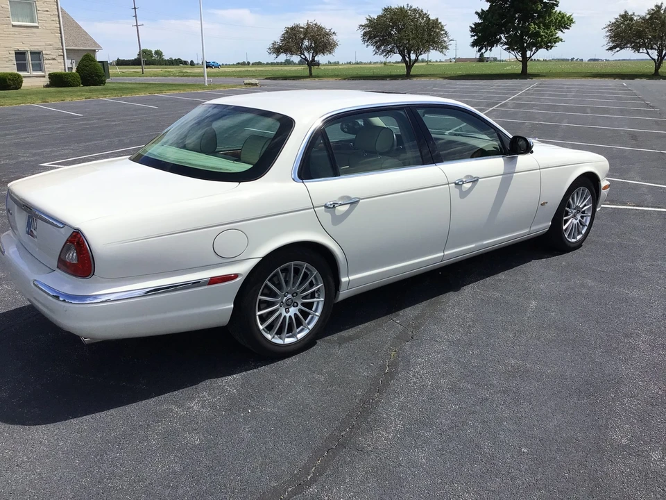 2007 Jaguar X350/X356/X358 XJ - Image 9 of 31