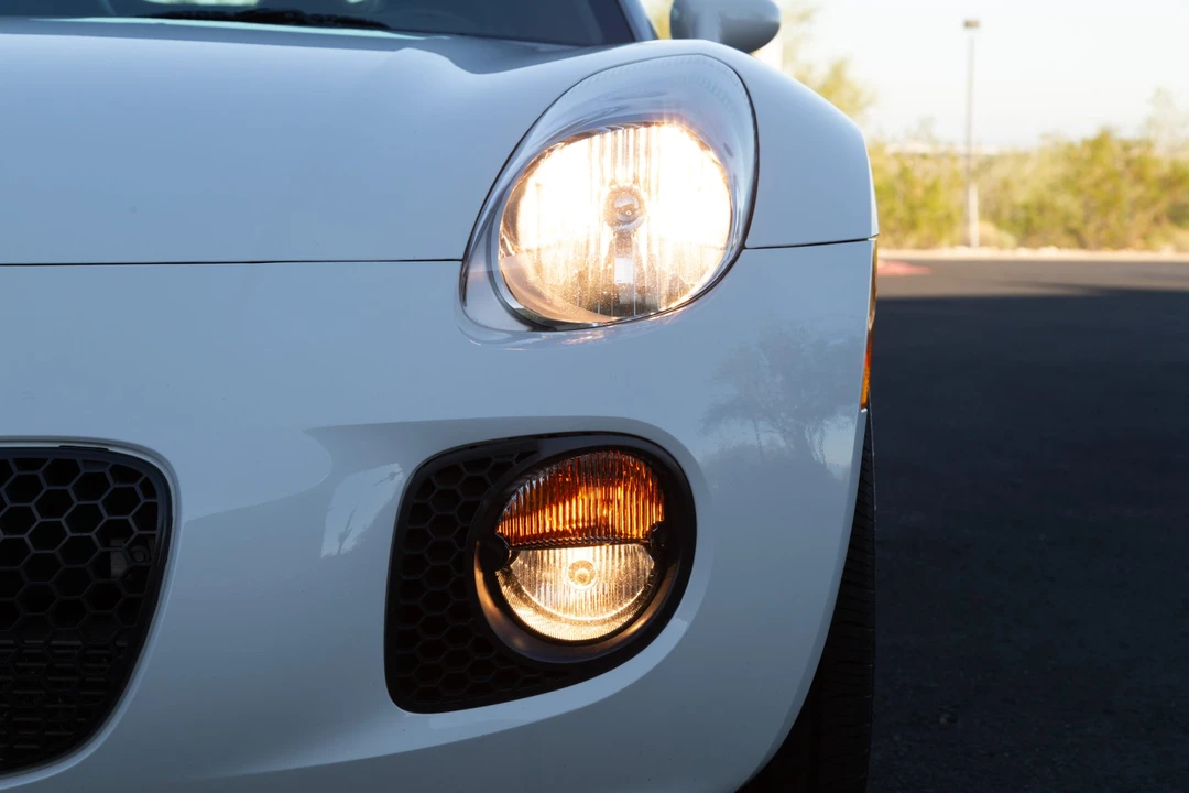 2007 Pontiac Solstice GXP - Image 27 of 31