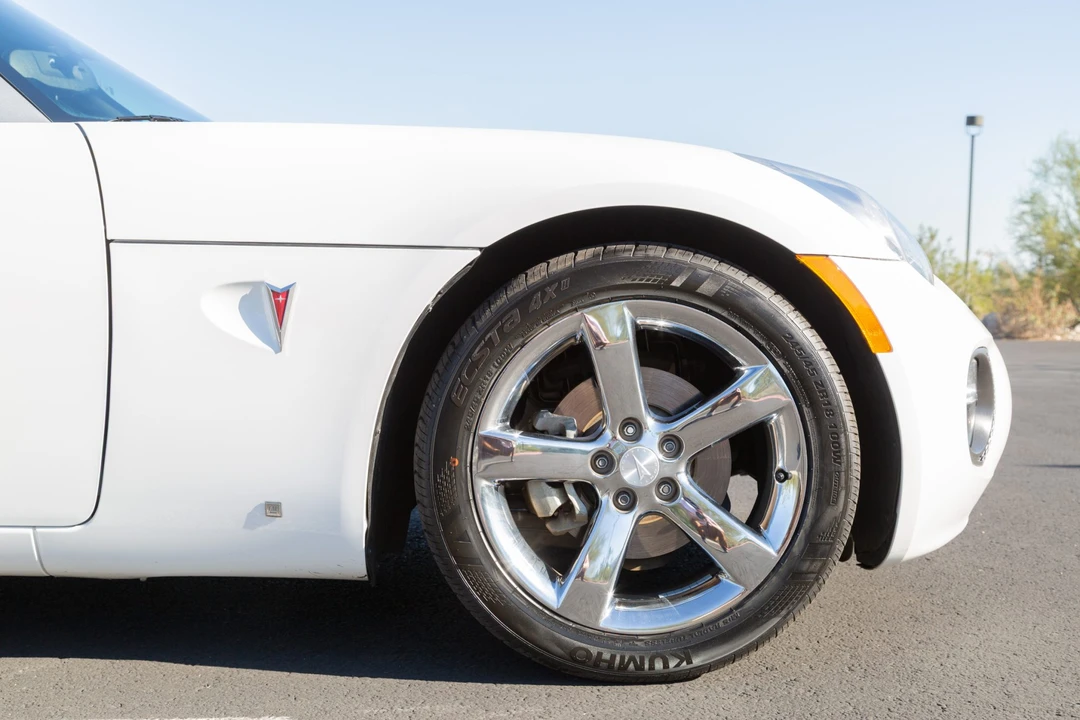 2007 Pontiac Solstice GXP - Image 21 of 31