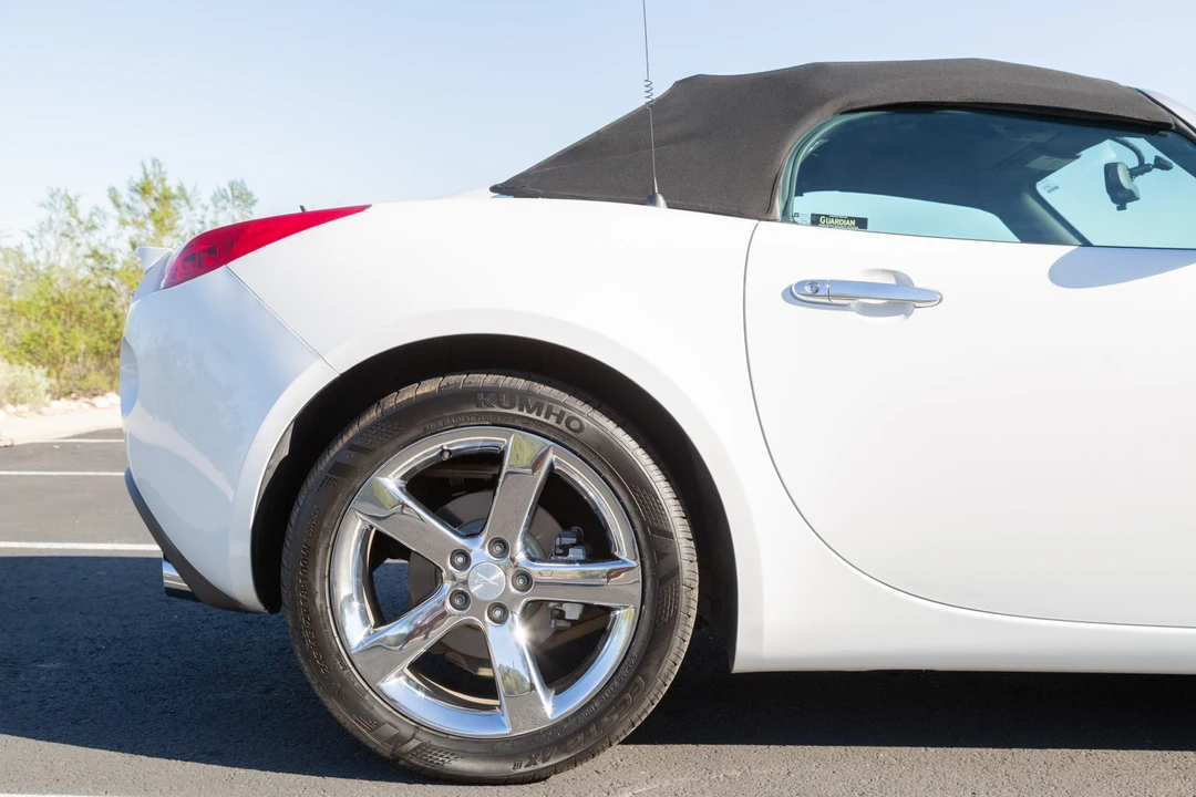 2007 Pontiac Solstice GXP - Image 20 of 31