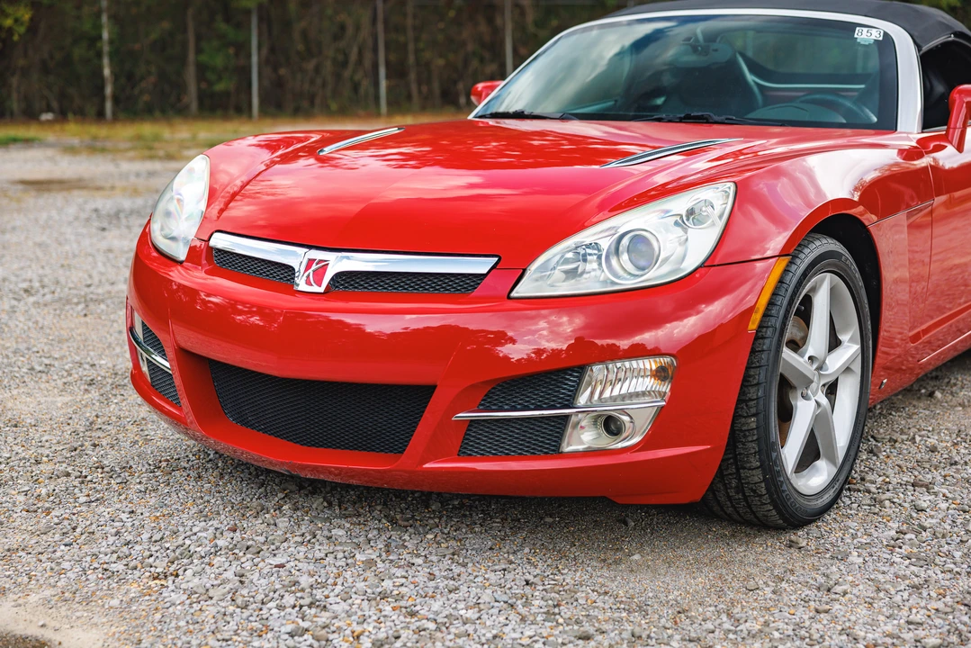 2007 Saturn Sky - Image 16 of 31