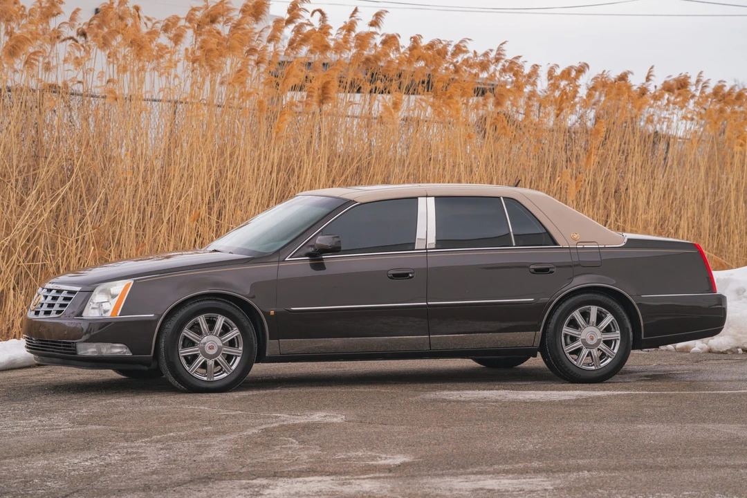 2008 Cadillac DTS - Image 6 of 31