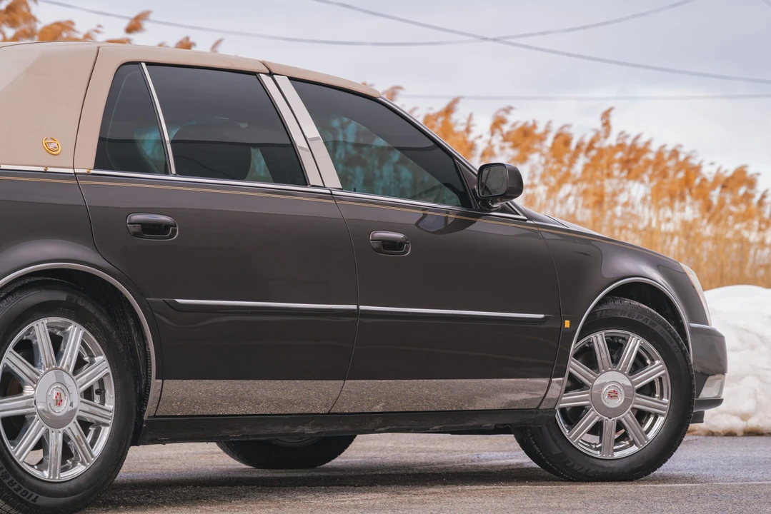 2008 Cadillac DTS - Image 30 of 31