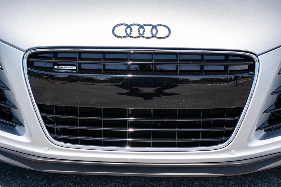 2009 Audi 42 R8 - Image 29 of 31