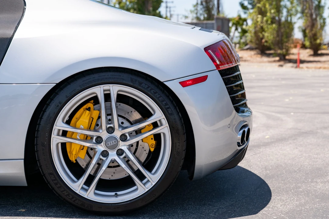 2009 Audi 42 R8 - Image 13 of 31