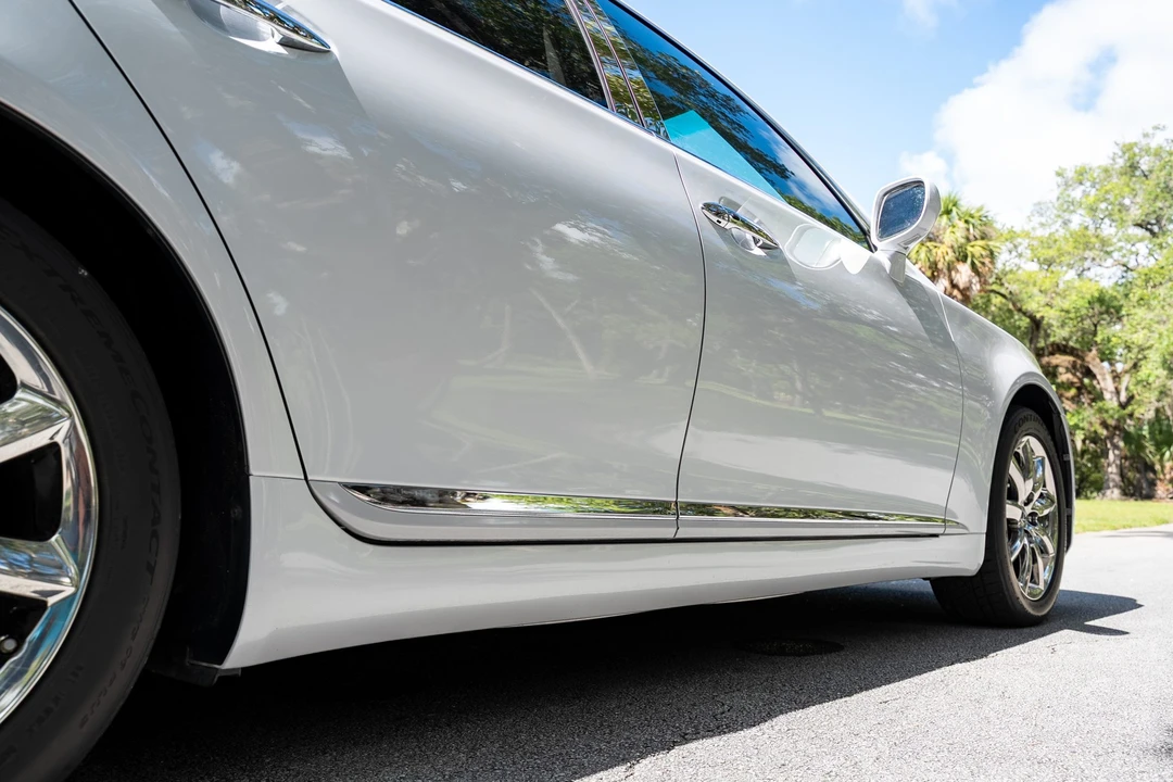 2009 Lexus LS 4th Gen - Image 27 of 31