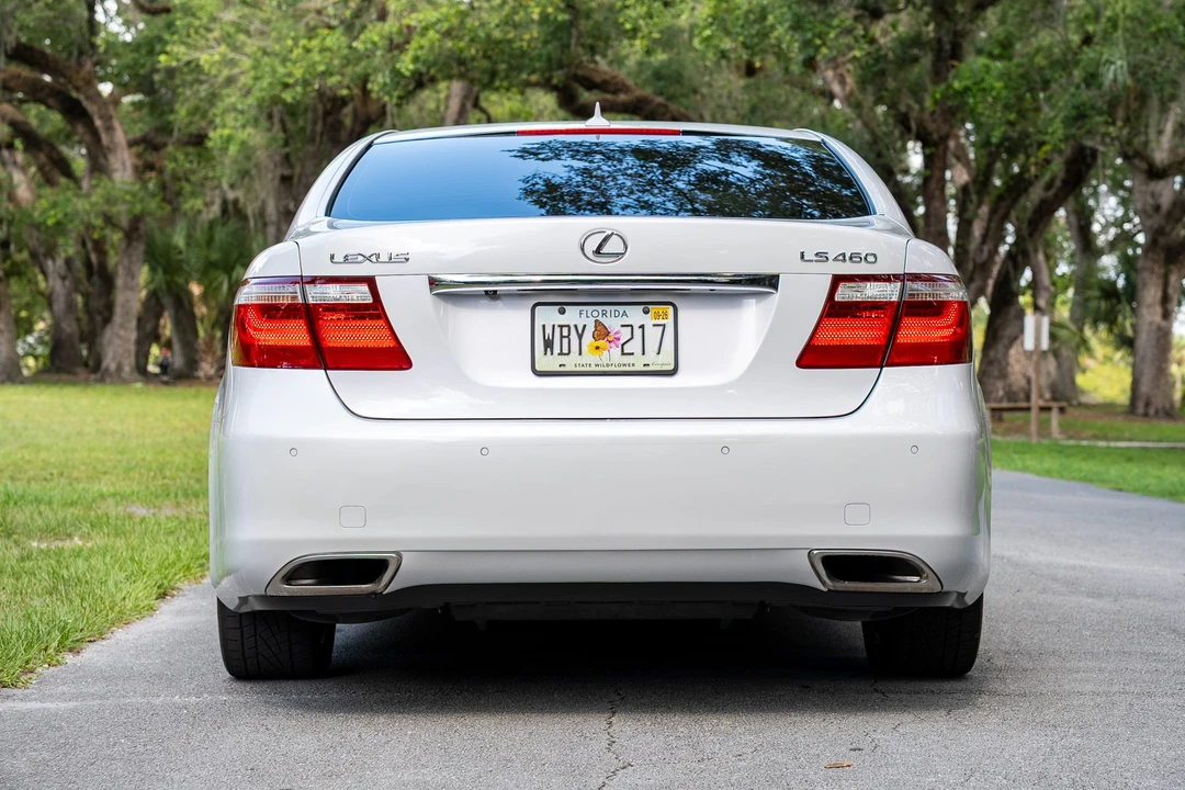 2009 Lexus LS 4th Gen - Image 21 of 31