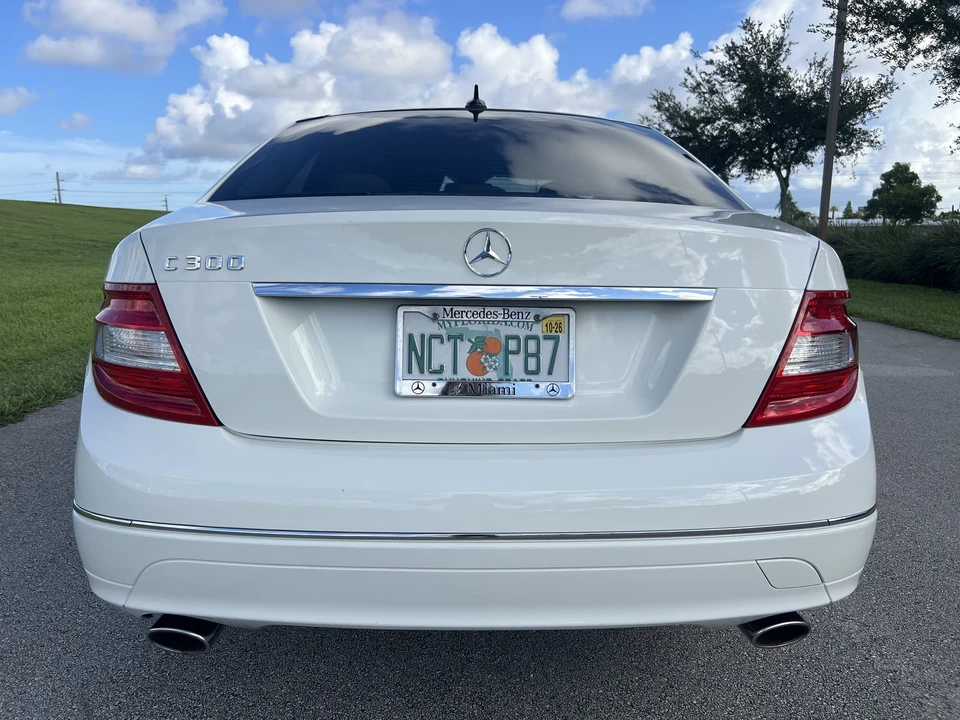 2009 Mercedes-Benz W204 C-Class - Image 27 of 31