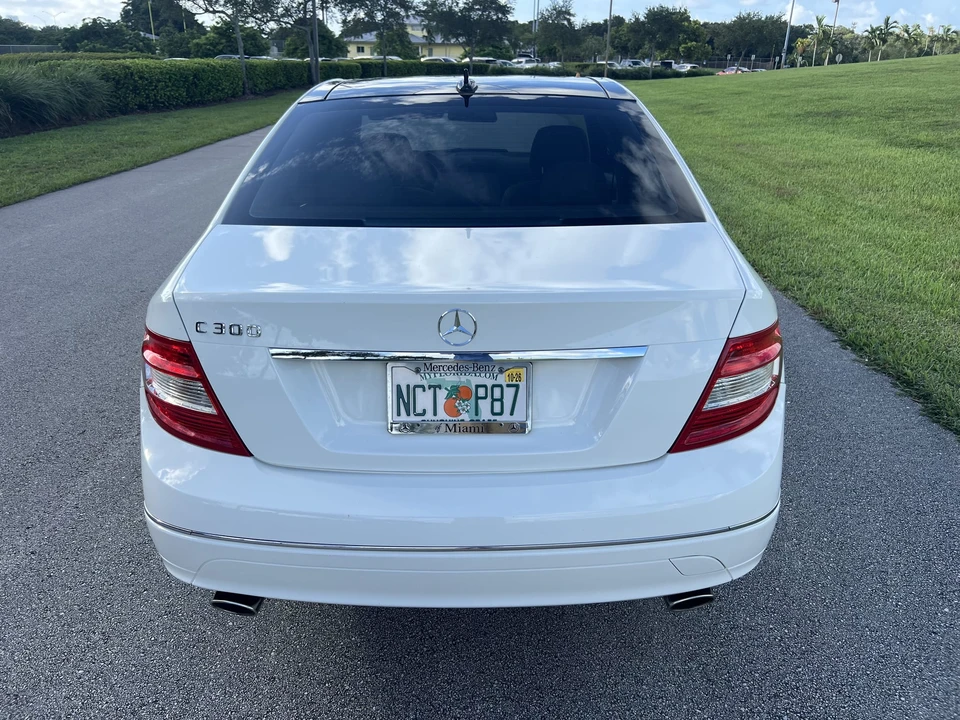 2009 Mercedes-Benz W204 C-Class - Image 29 of 31