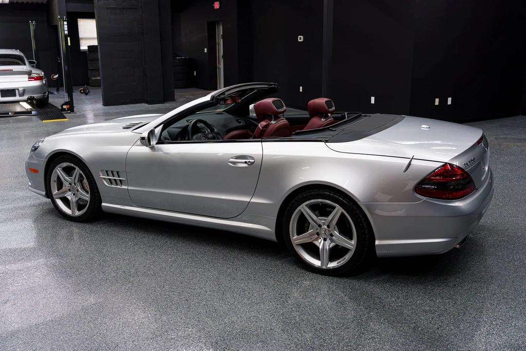 2009 Mercedes-Benz R230 SL-Class - Image 30 of 31