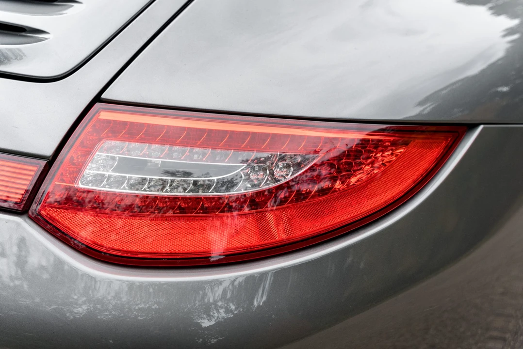 2009 Porsche 997 Carrera 4S - Image 23 of 31