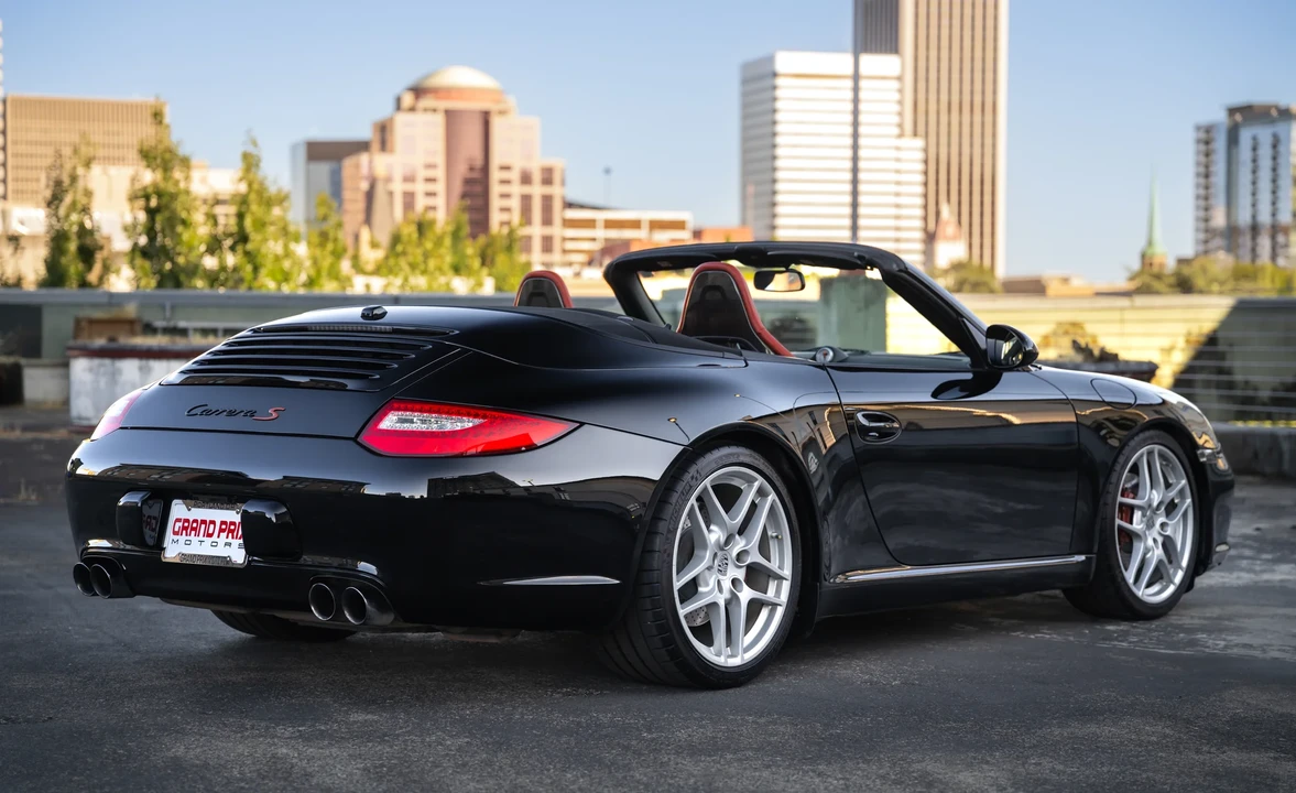 2009 Porsche 997 Carrera S - Image 10 of 31
