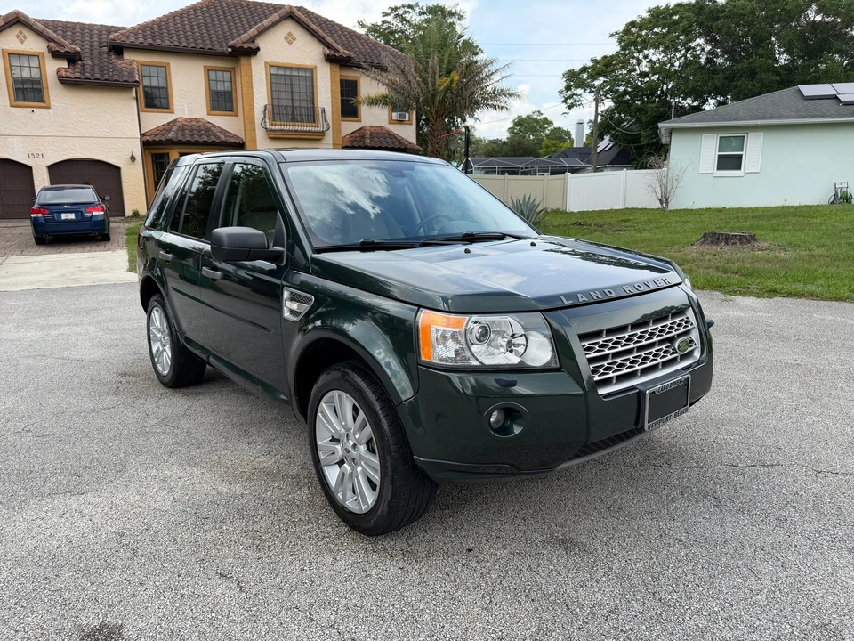 2010 Land Rover Freelander - Image 10 of 31