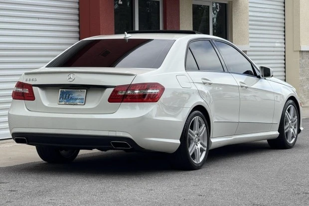 2010 Mercedes-Benz W212 E-Class - Image 2 of 7