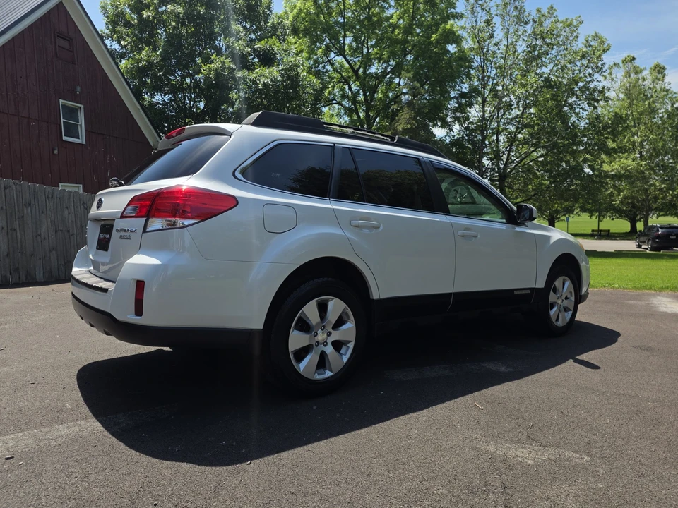 2010 Subaru Outback 4th Gen - Image 18 of 31
