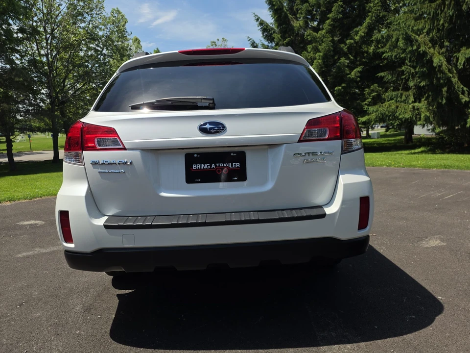 2010 Subaru Outback 4th Gen - Image 15 of 31