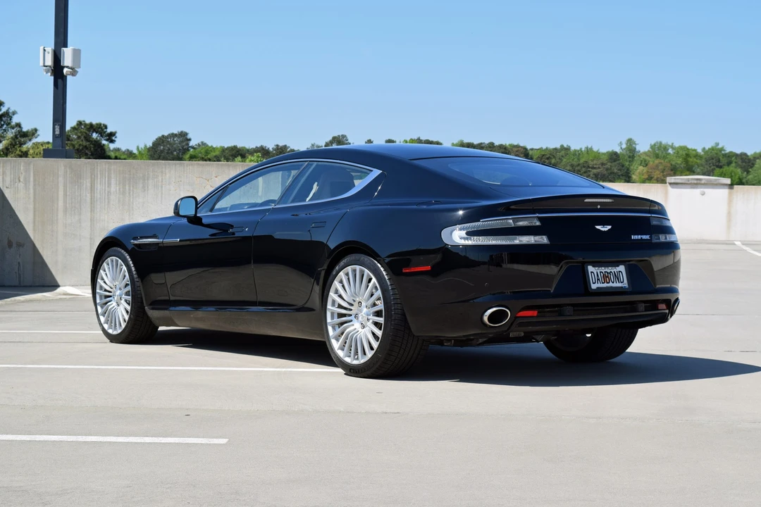 2011 Aston Martin Rapide - Image 12 of 31