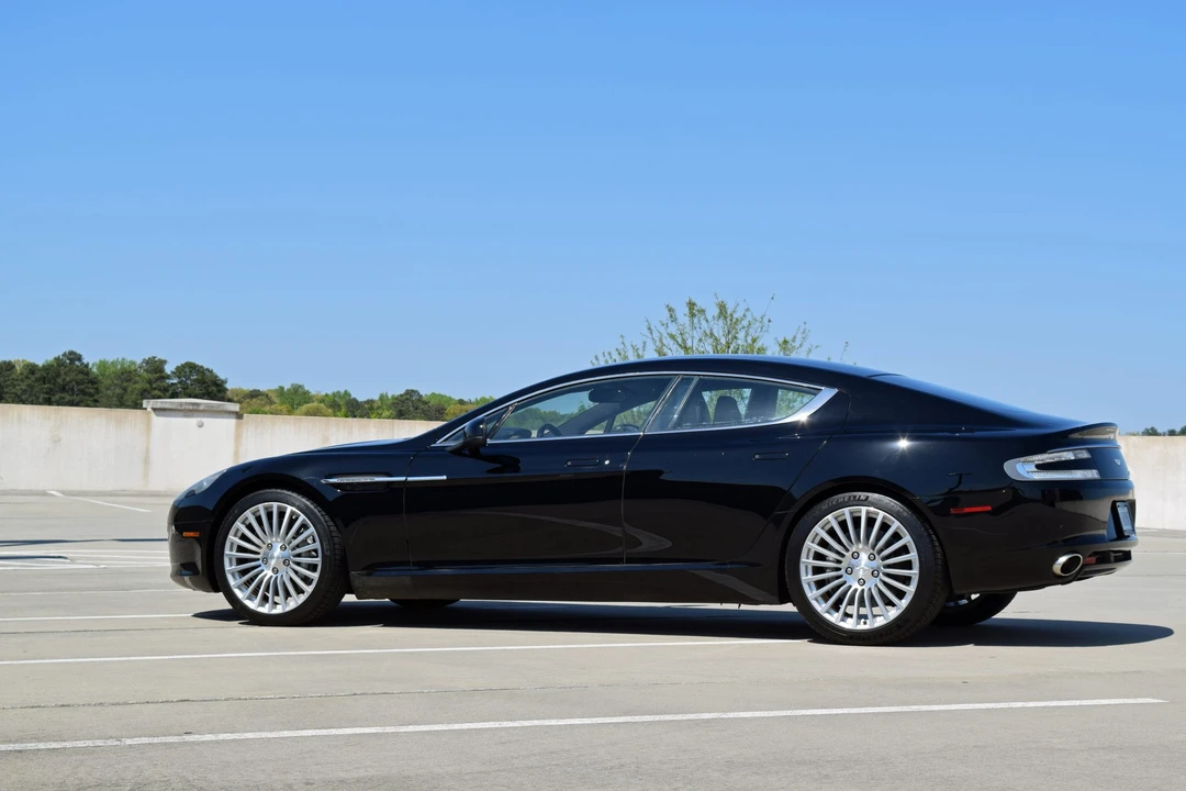 2011 Aston Martin Rapide - Image 13 of 31