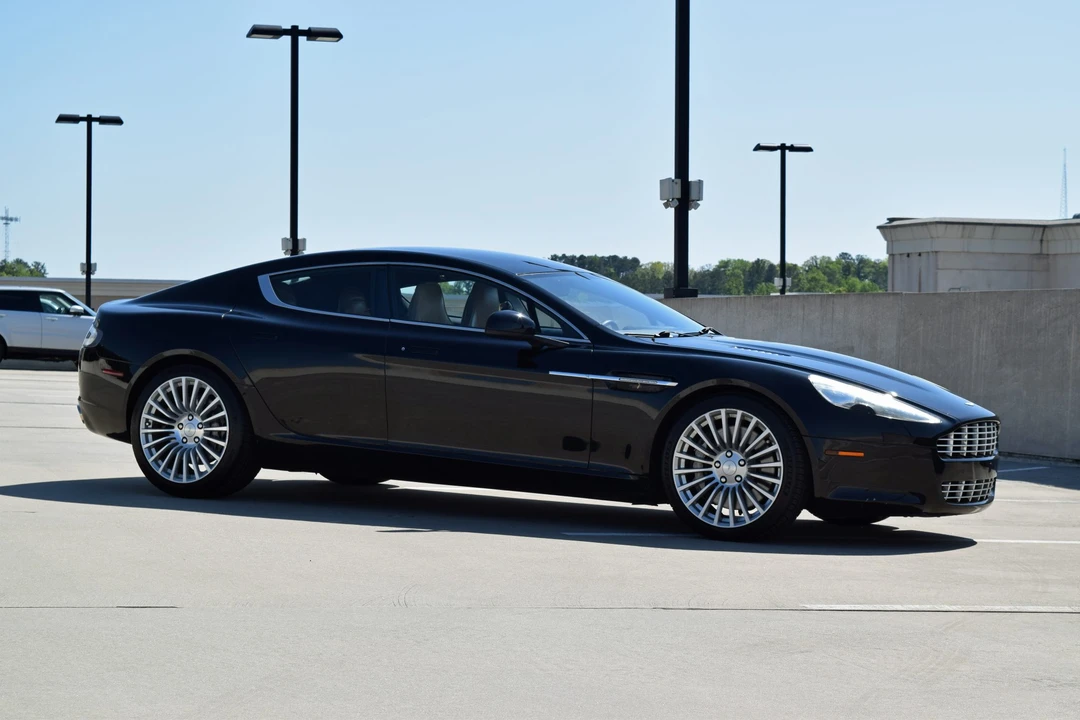 2011 Aston Martin Rapide - Image 8 of 31