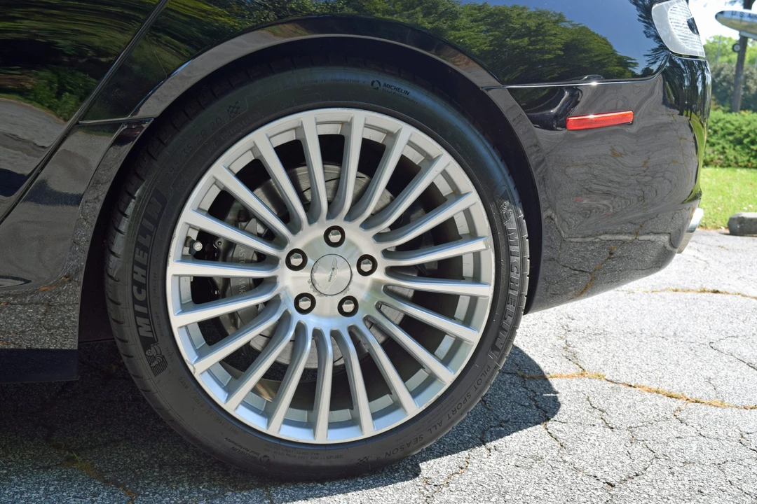 2011 Aston Martin Rapide - Image 22 of 31