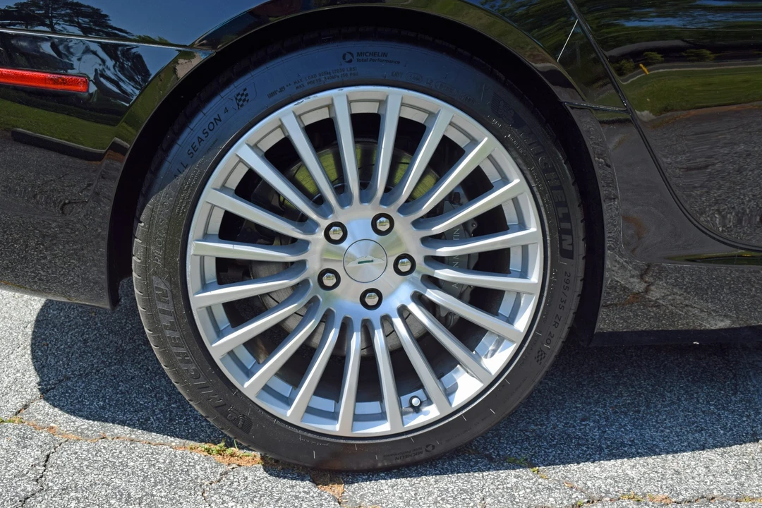 2011 Aston Martin Rapide - Image 21 of 31