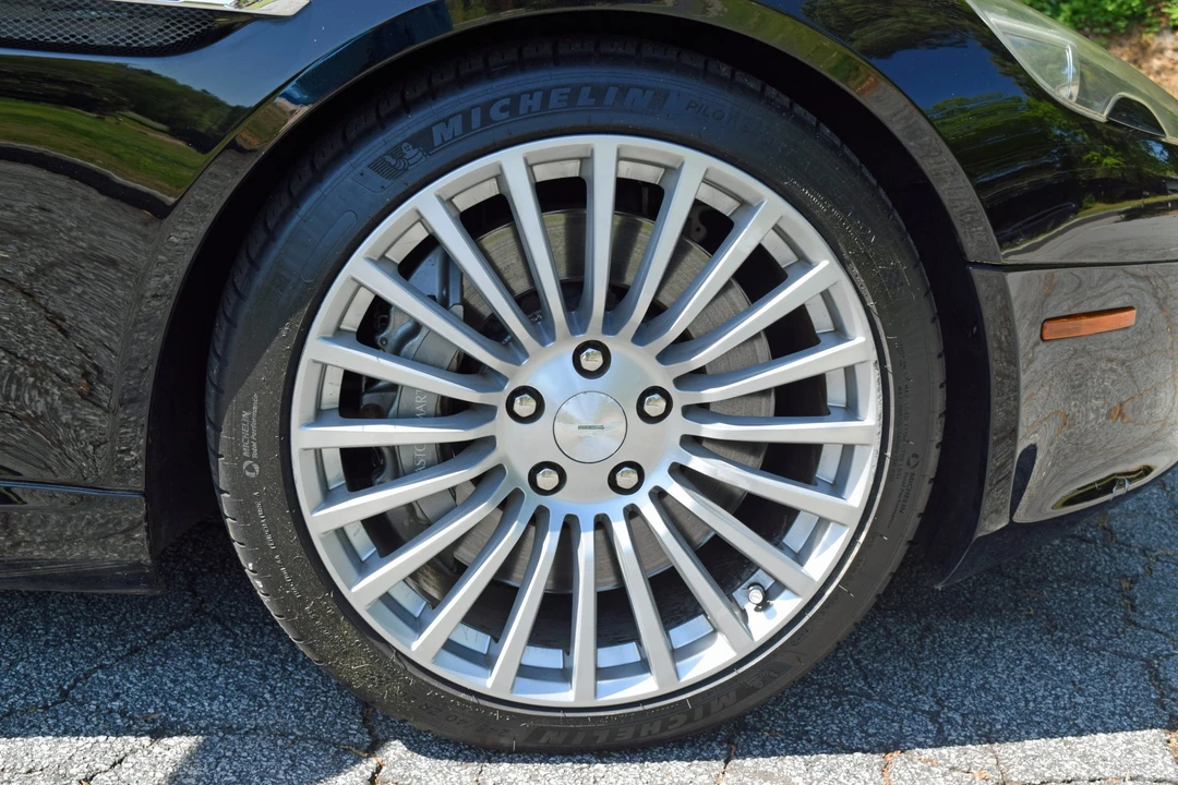 2011 Aston Martin Rapide - Image 20 of 31