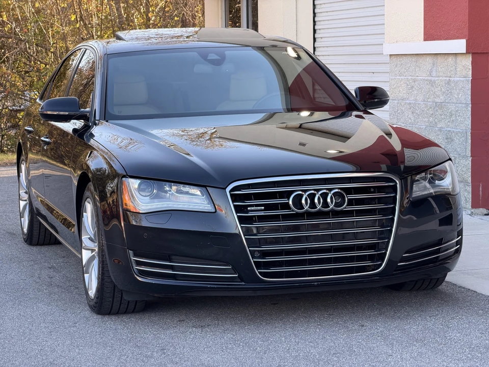 2011 Audi D4 A8 - Image 4 of 31