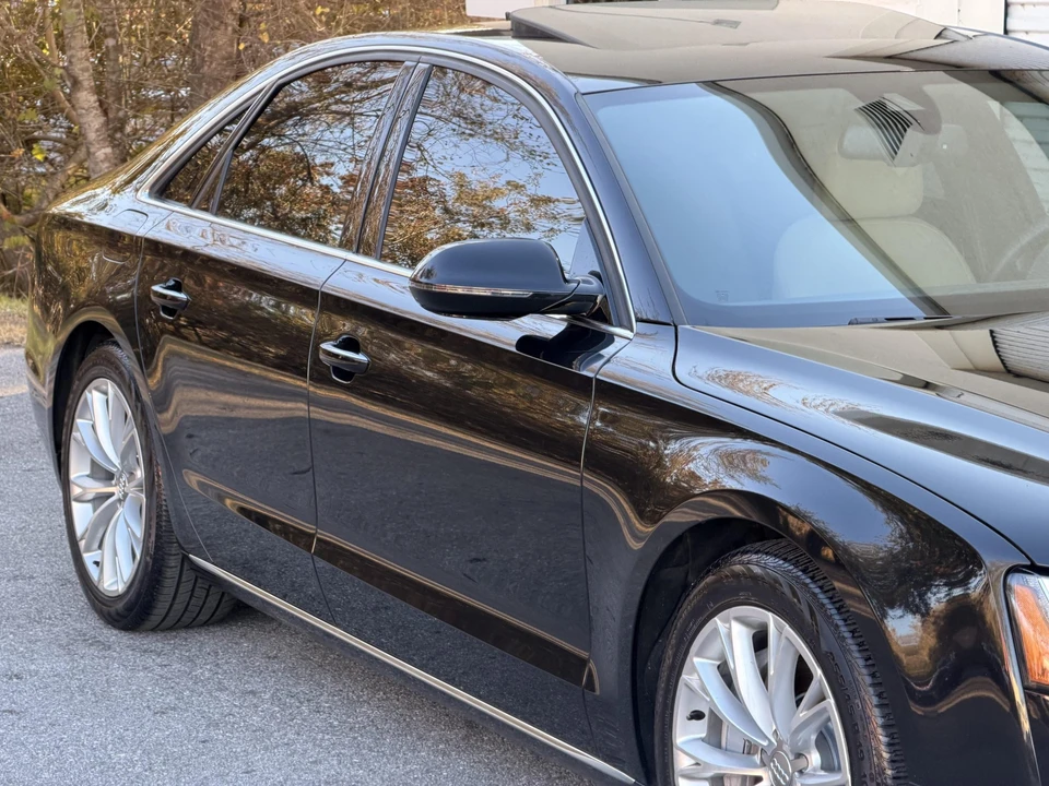 2011 Audi D4 A8 - Image 28 of 31