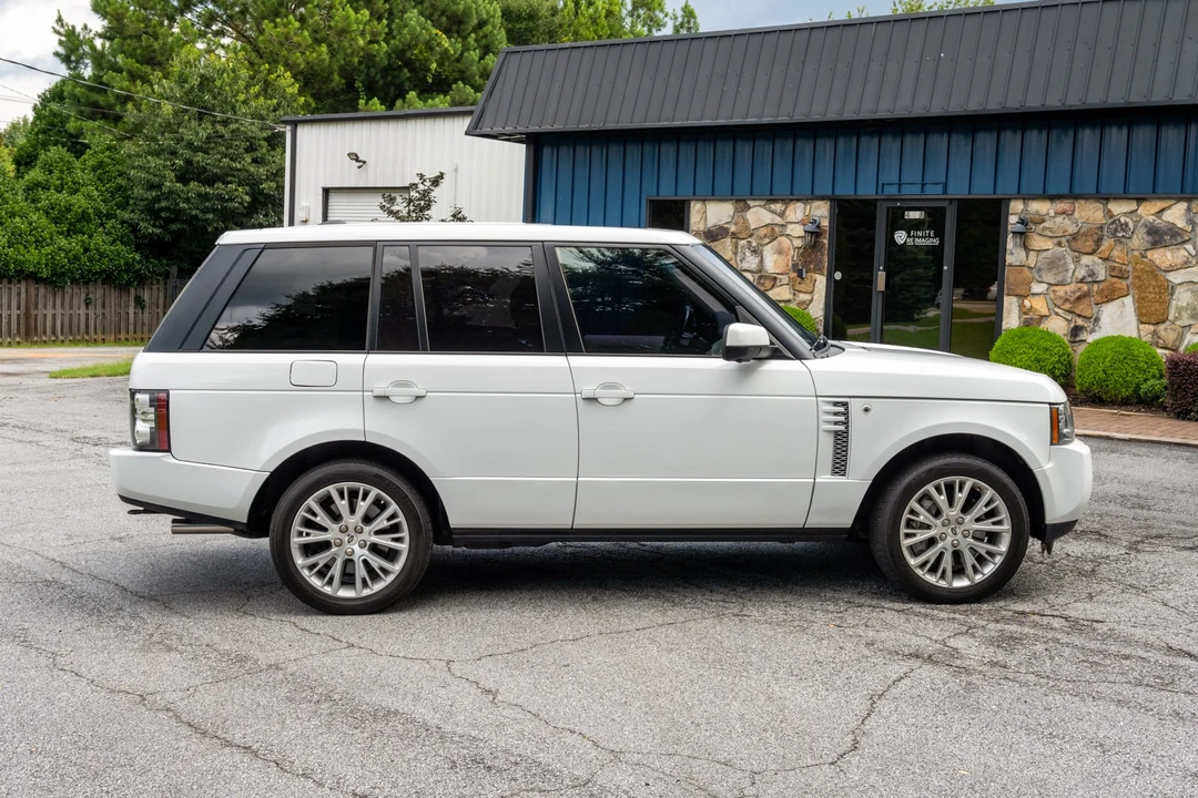 2011 Land Rover Range Rover L322 - Image 9 of 31