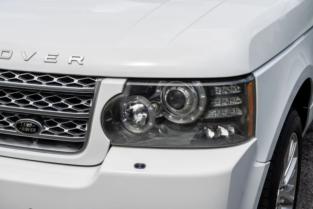 2011 Land Rover Range Rover L322 - Image 16 of 31