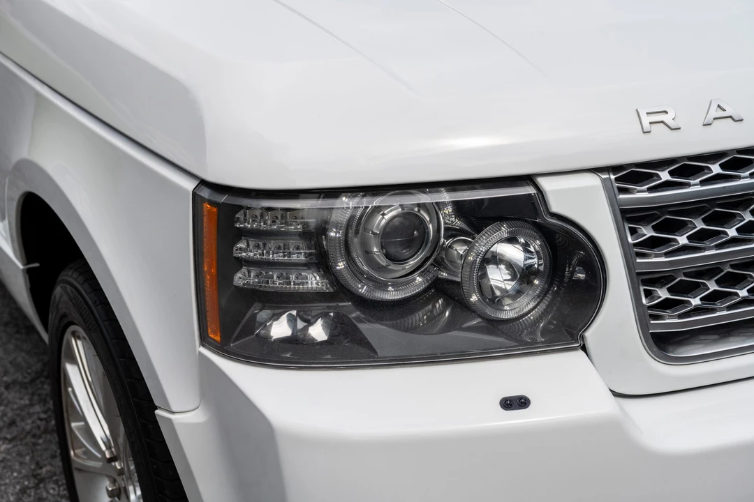 2011 Land Rover Range Rover L322 - Image 15 of 31