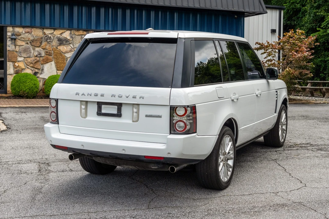 2011 Land Rover Range Rover L322 - Image 10 of 31