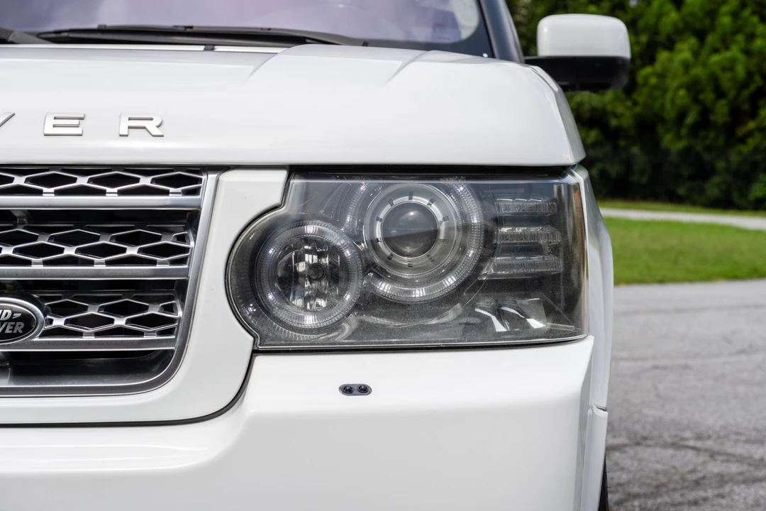 2011 Land Rover Range Rover L322 - Image 18 of 31