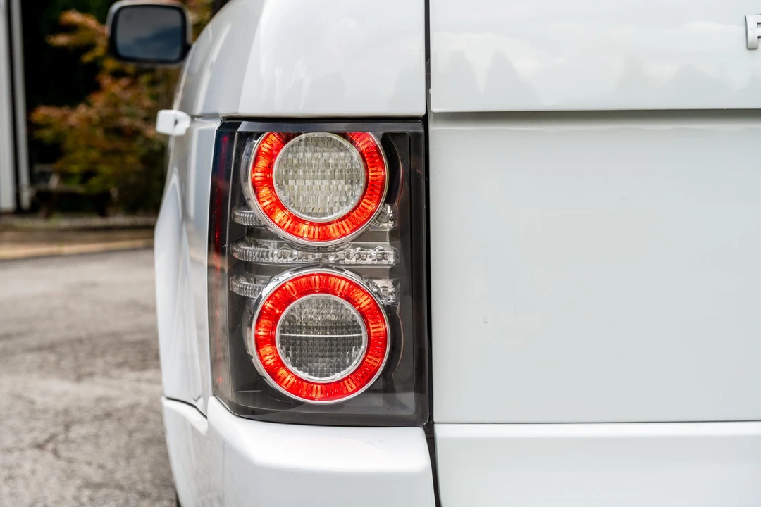 2011 Land Rover Range Rover L322 - Image 21 of 31
