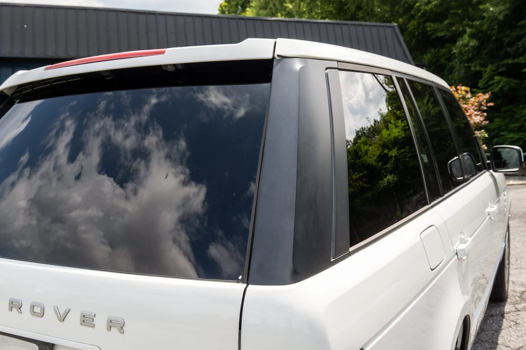 2011 Land Rover Range Rover L322 - Image 28 of 31