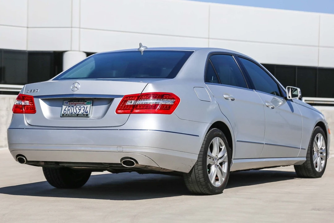 2011 Mercedes-Benz W212 E-Class - Image 2 of 7