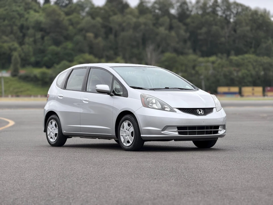 2012 Honda Fit - Image 9 of 31