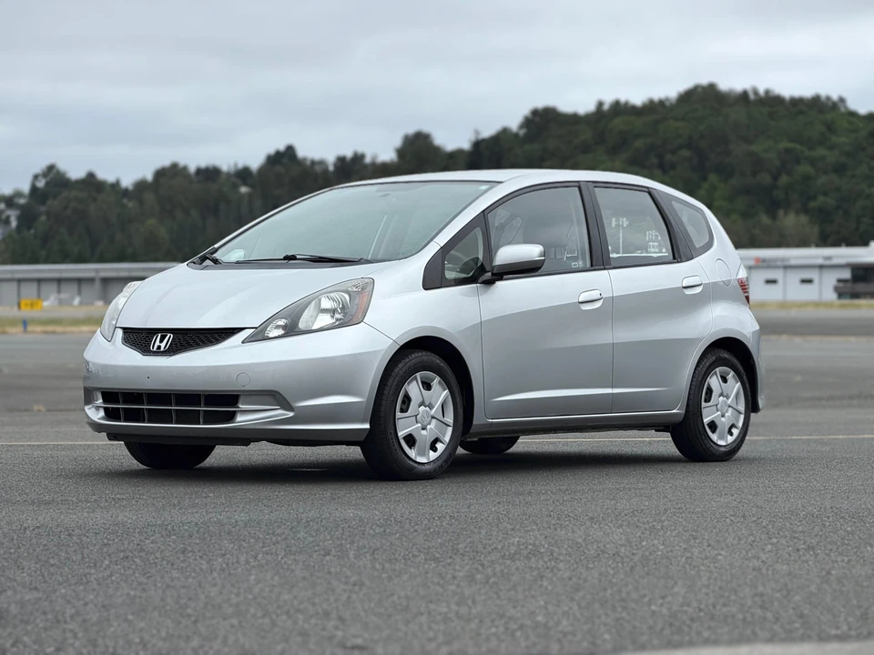 2012 Honda Fit - Image 3 of 31