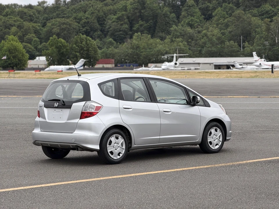 2012 Honda Fit - Image 22 of 31