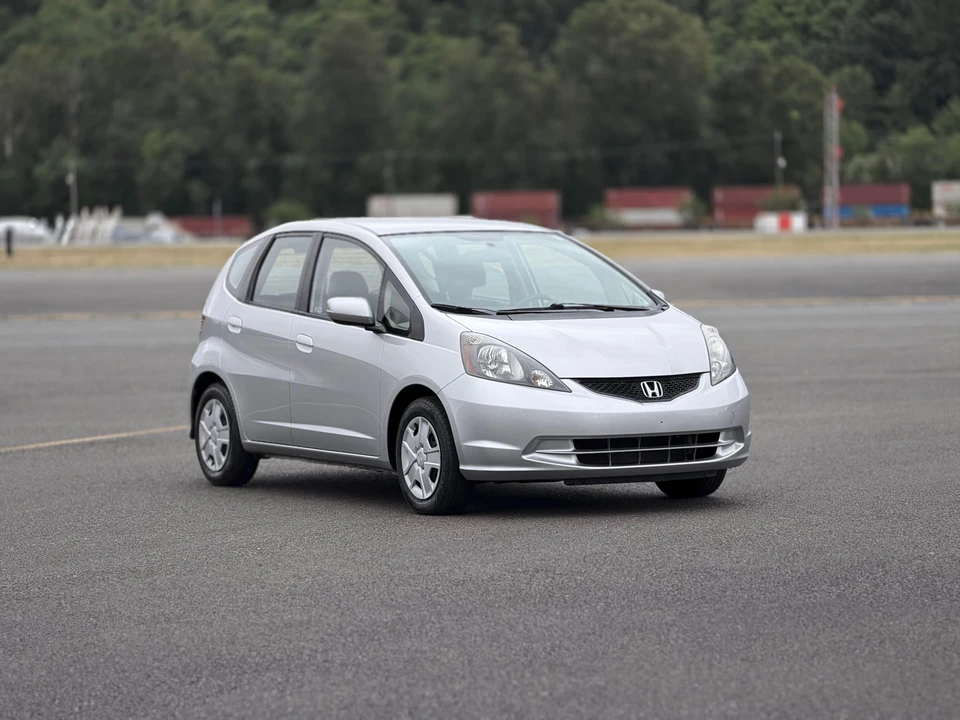 2012 Honda Fit - Image 4 of 31