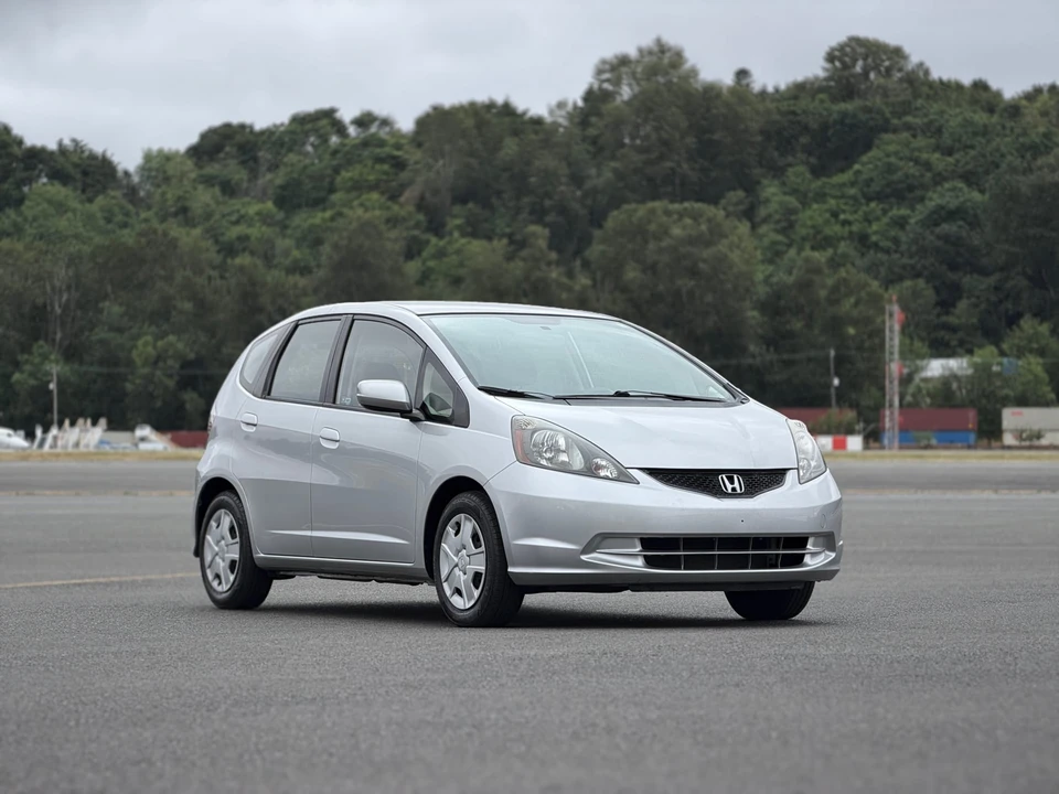 2012 Honda Fit - Image 12 of 31