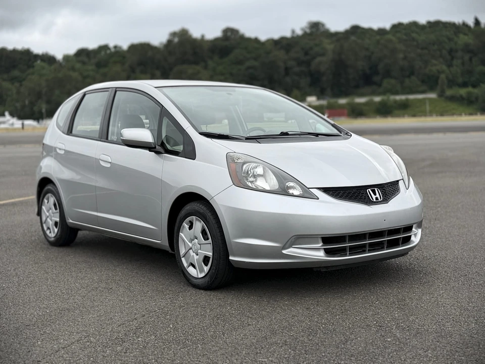 2012 Honda Fit - Image 13 of 31