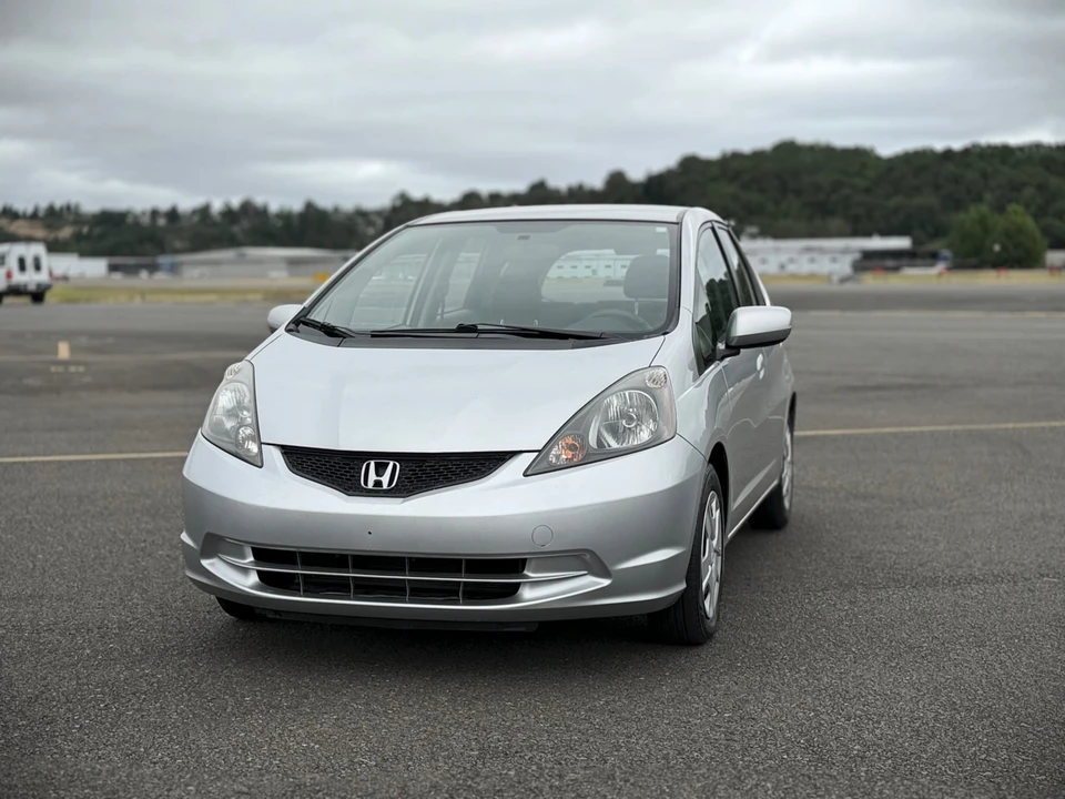 2012 Honda Fit - Image 5 of 31