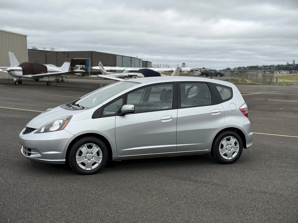 2012 Honda Fit - Image 7 of 31