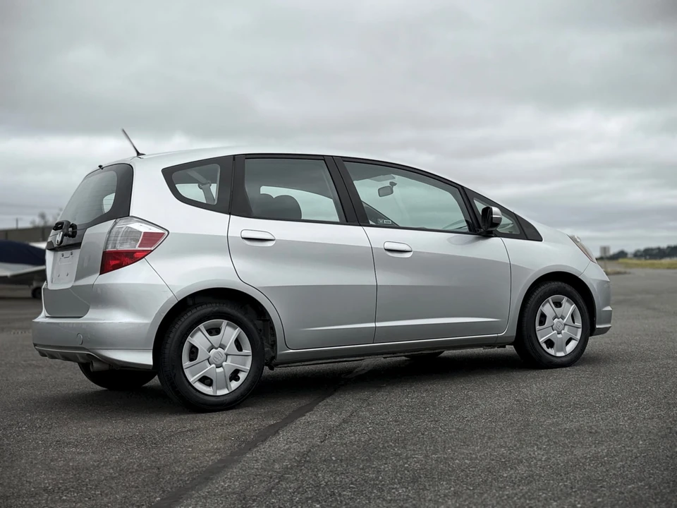 2012 Honda Fit - Image 26 of 31